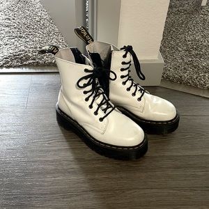 Dr. Marten Boots